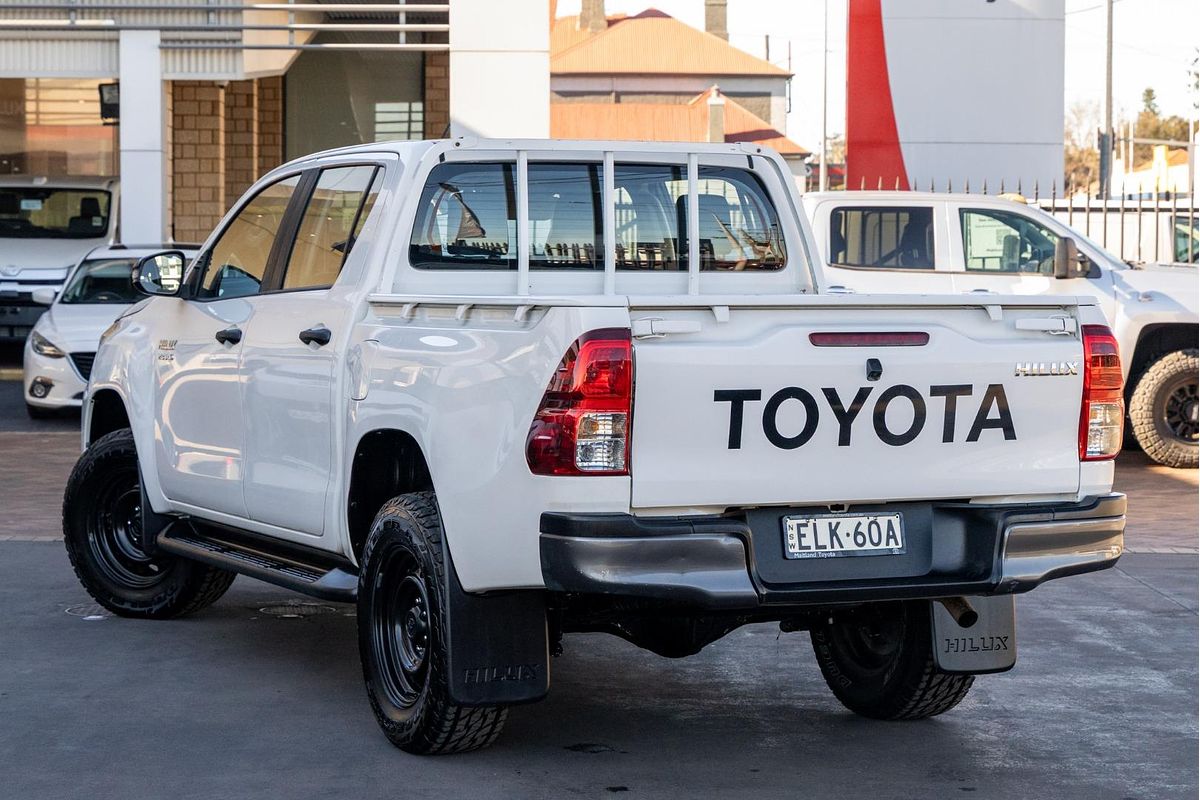 2020 Toyota Hilux SR GUN126R 4X4