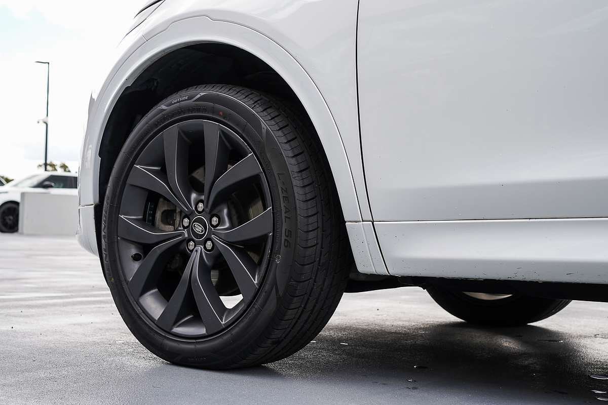 2022 Land Rover Discovery Sport P250 R-Dynamic SE L550