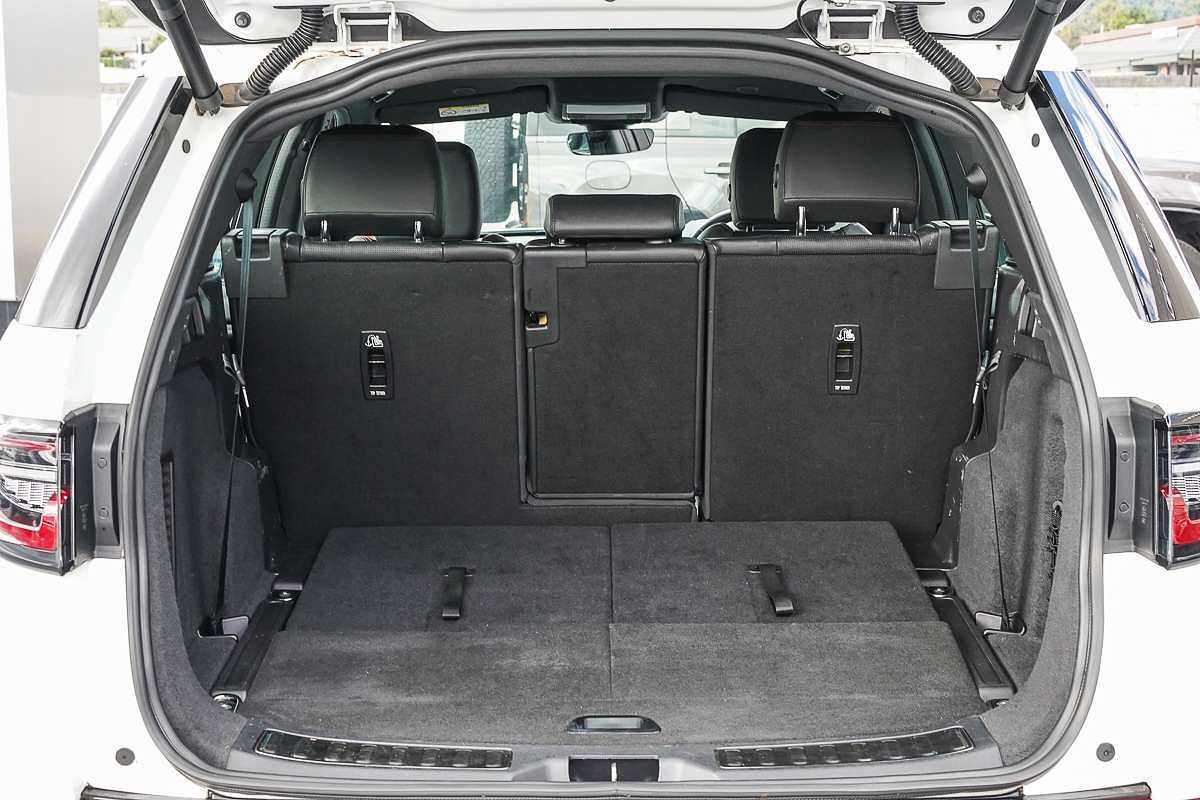 2022 Land Rover Discovery Sport P250 R-Dynamic SE L550