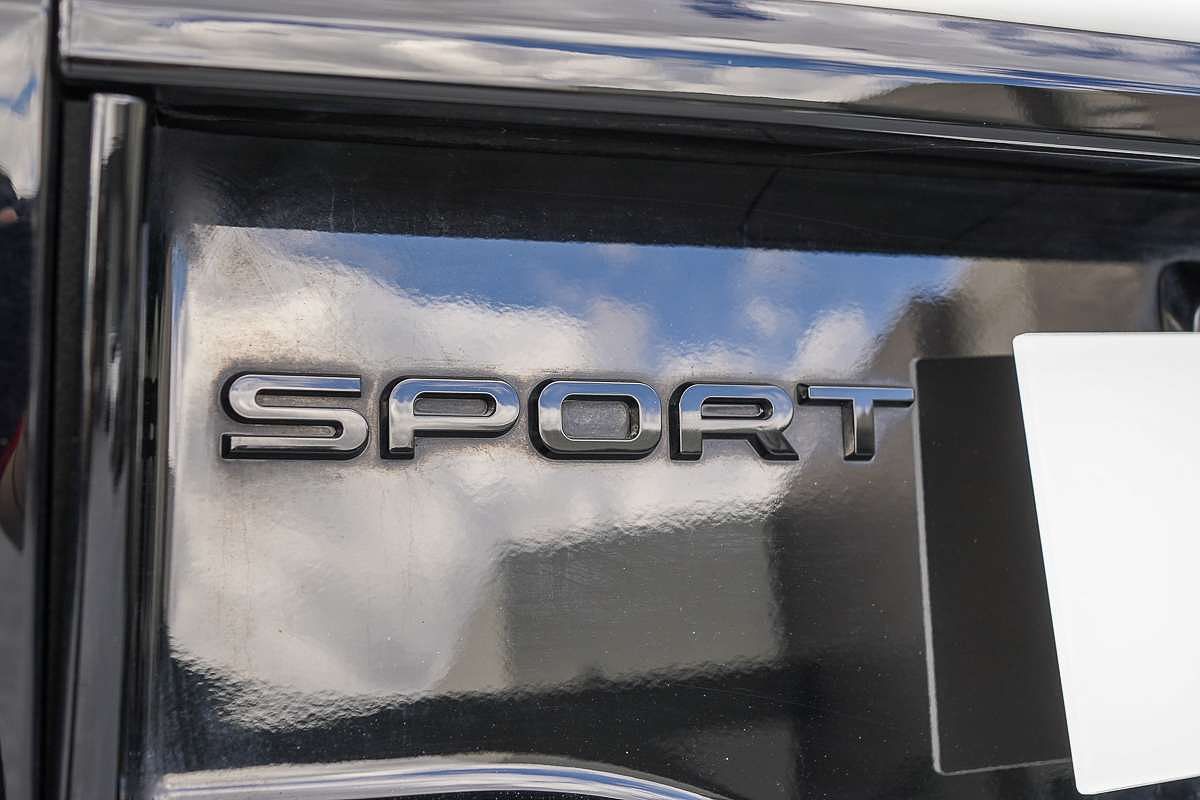 2022 Land Rover Discovery Sport P250 R-Dynamic SE L550