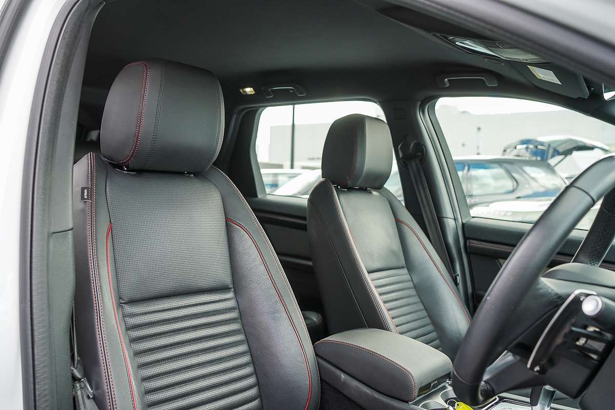 2022 Land Rover Discovery Sport P250 R-Dynamic SE L550