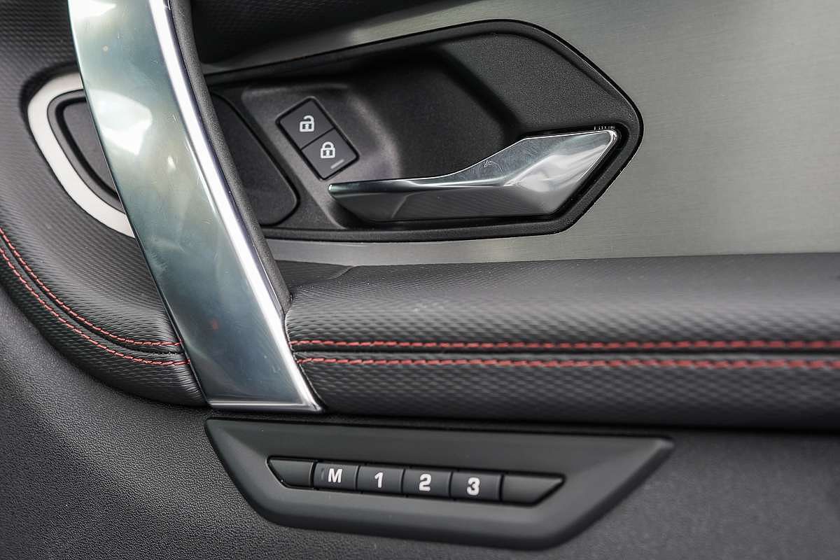 2022 Land Rover Discovery Sport P250 R-Dynamic SE L550