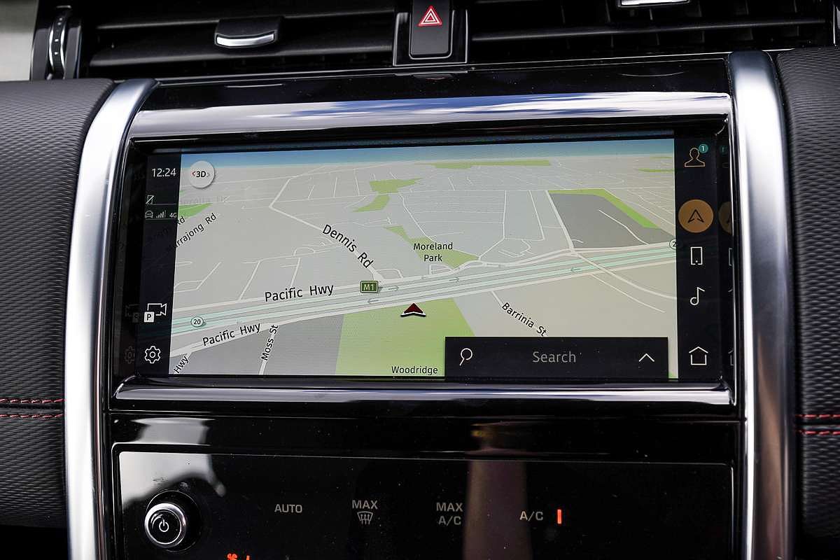 2022 Land Rover Discovery Sport P250 R-Dynamic SE L550