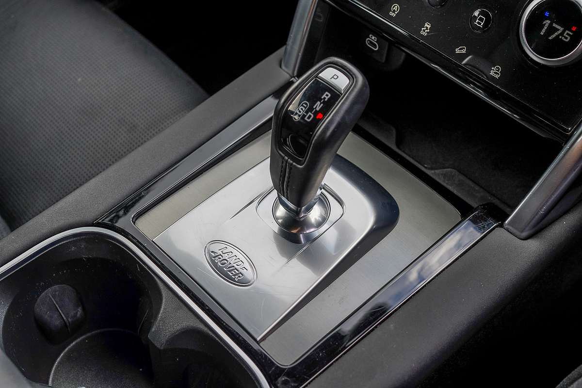 2022 Land Rover Discovery Sport P250 R-Dynamic SE L550
