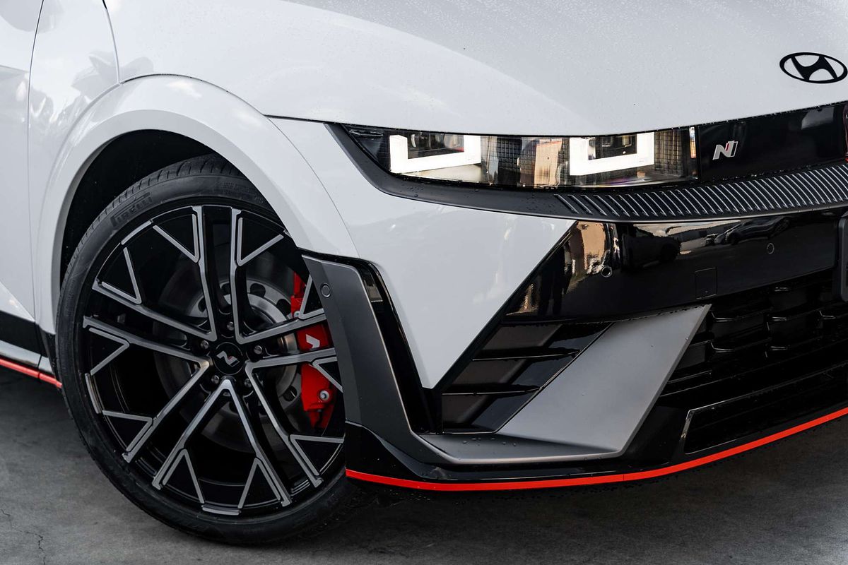 2027 Hyundai NE N.V4 IONIQ 5 N SRF AWD 84.0KWH