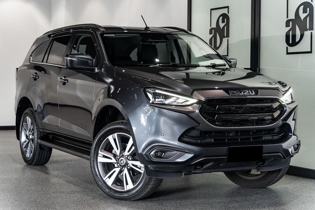 2023 Isuzu MU-X LS-T
