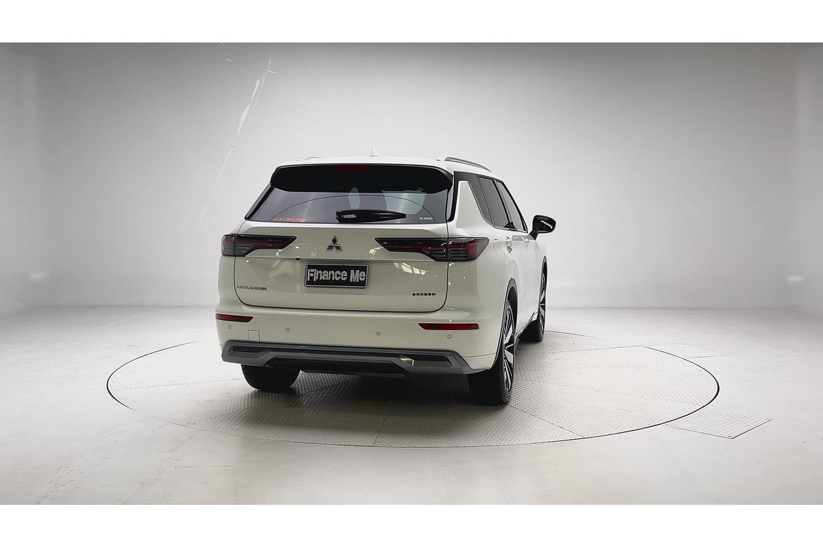 2025 Mitsubishi Outlander Exceed ZM