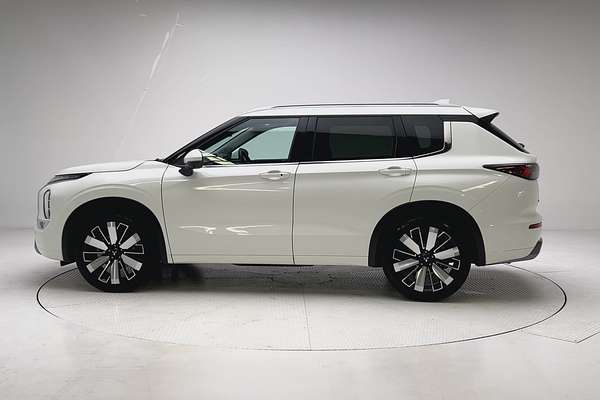 2025 Mitsubishi Outlander Exceed ZM thumb-7