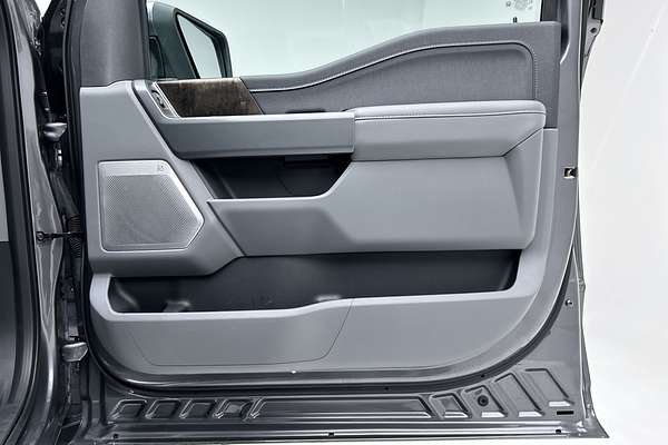 2023 Ford F-150 Lariat 4X4 LWB thumb-18