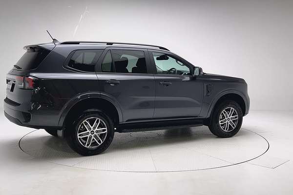 2025 Ford Everest Trend 2.0L thumb-2