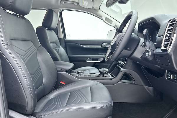2025 Ford Everest Trend 2.0L thumb-12