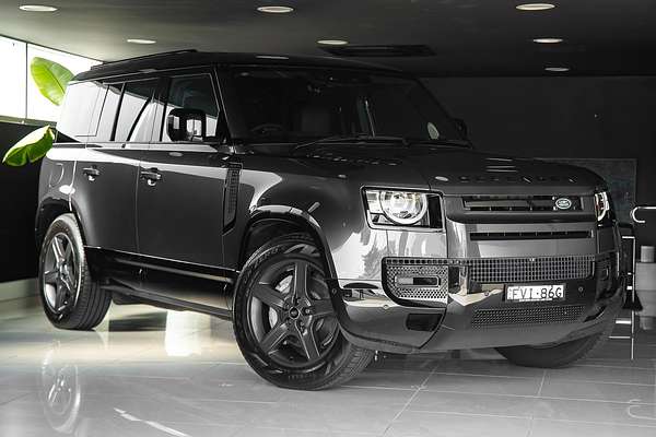 2025 Land Rover Defender 110 P400 X-Dynamic SE L663
