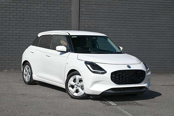 2024 Suzuki Swift Hybrid Plus UZ
