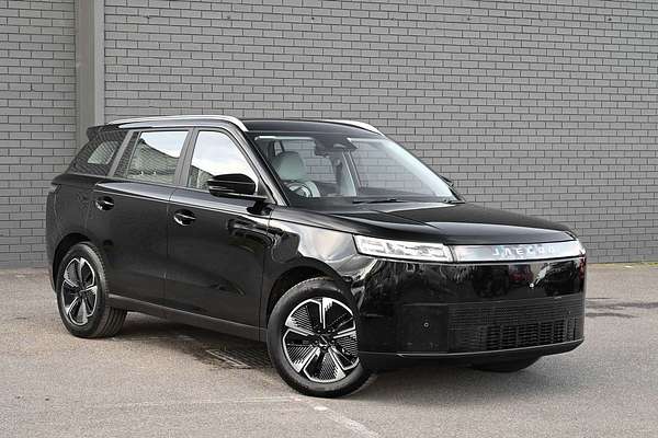 2025 OMODA JAECOO J5 EV Summit