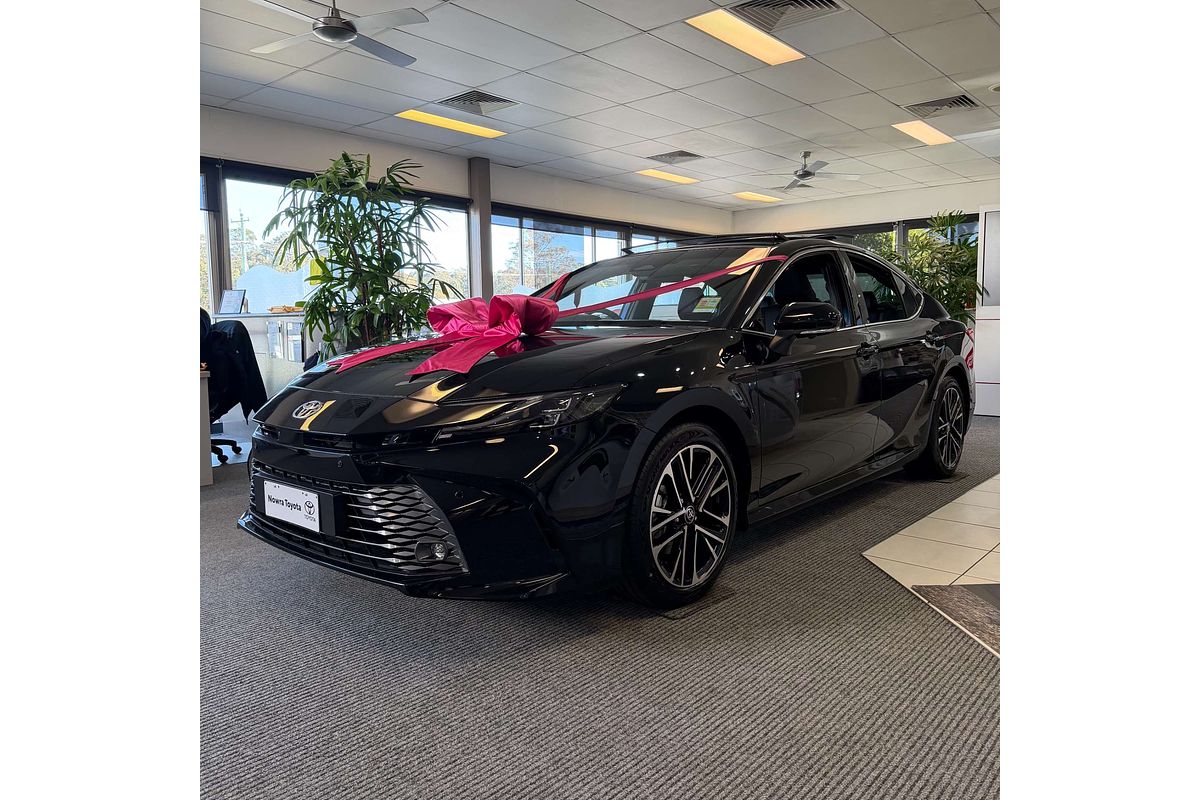 2026 Toyota Camry SL AXVH80R