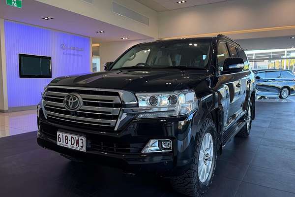 2019 Toyota Landcruiser Sahara VDJ200R