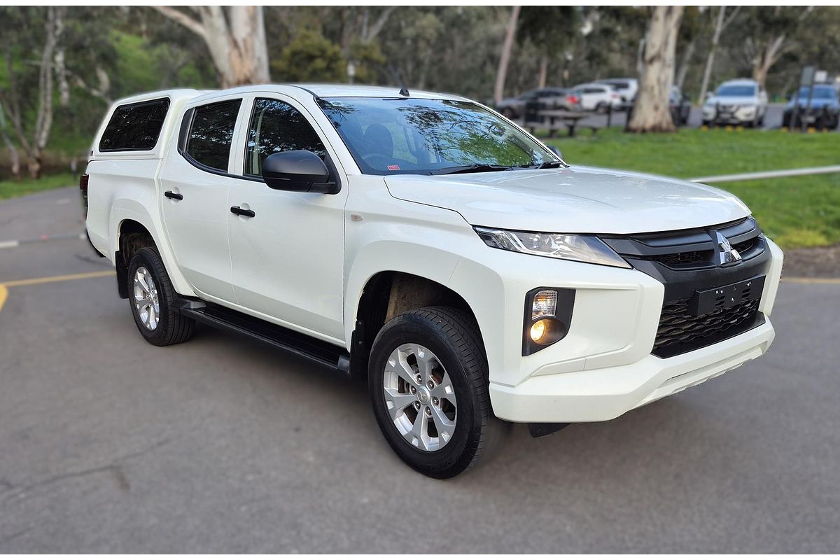 2022 Mitsubishi Triton GLX MR Rear Wheel Drive