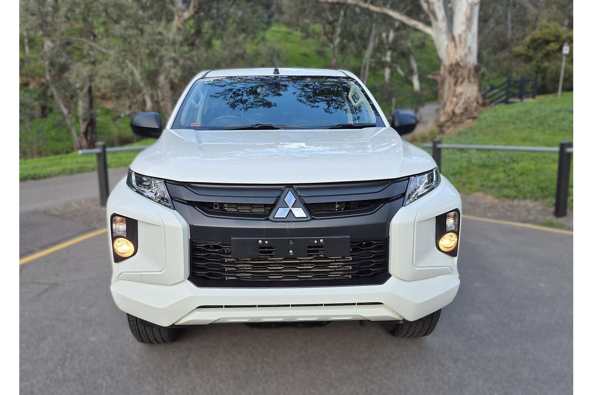 2022 Mitsubishi Triton GLX MR Rear Wheel Drive