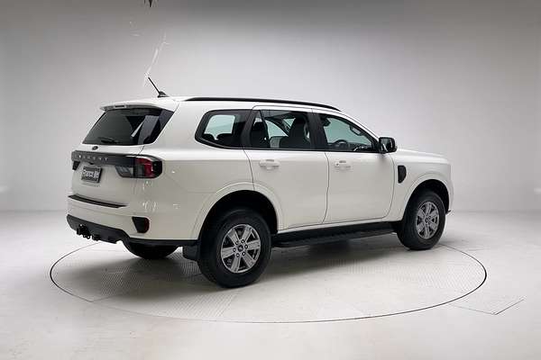 2024 Ford Everest Ambiente 2.0L thumb-7