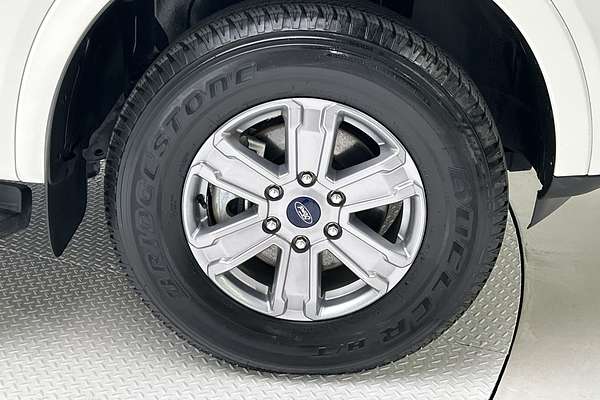 2024 Ford Everest Ambiente 2.0L thumb-9