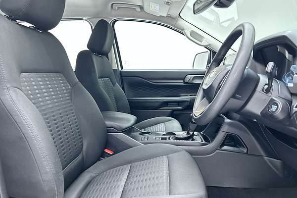 2024 Ford Everest Ambiente 2.0L thumb-12