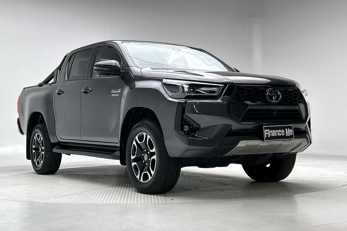 2025 Toyota Hilux SR5 48V GUN126R 4X4
