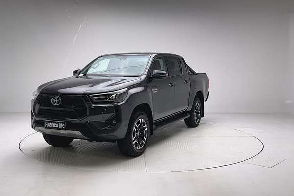 2025 Toyota Hilux SR5 48V GUN126R 4X4 thumb-2