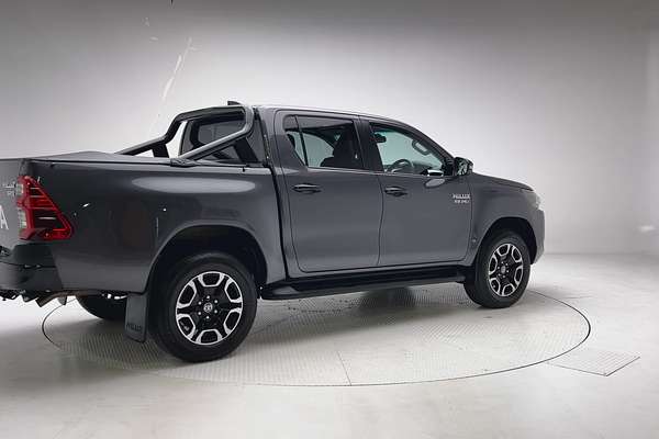2025 Toyota Hilux SR5 48V GUN126R 4X4 thumb-7