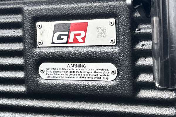 2025 Toyota Hilux SR5 48V GUN126R 4X4 thumb-21