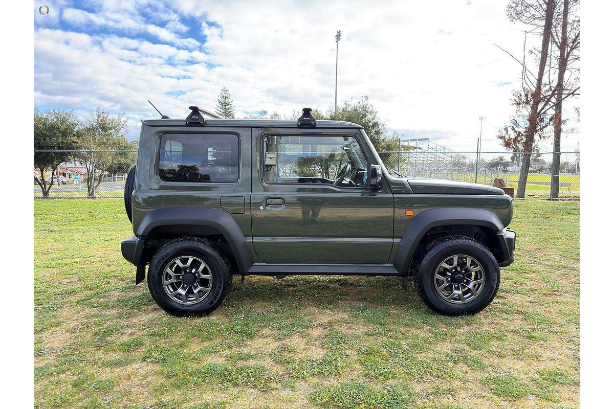 2023 Suzuki Jimny GLX GJ