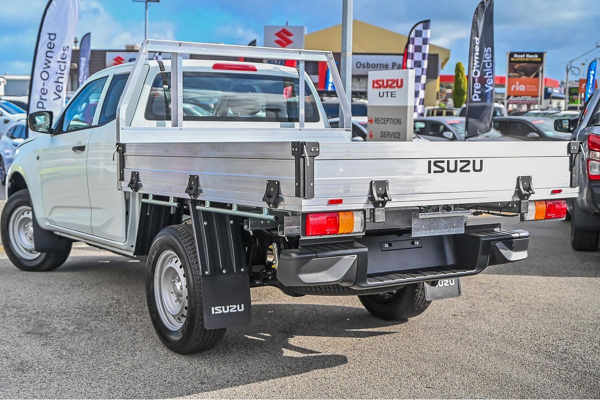 2026 Isuzu D-MAX SX High Ride Rear Wheel Drive