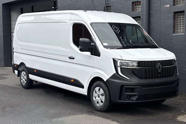 2026 Renault Master XDD MWB Mid Roof