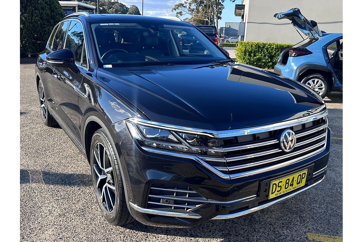 2019 Volkswagen Touareg 190TDI Launch Edition CR