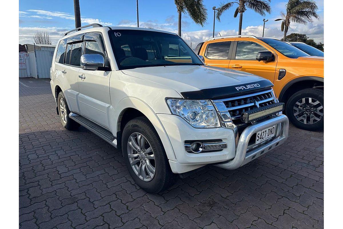 2018 Mitsubishi Pajero GLX NX