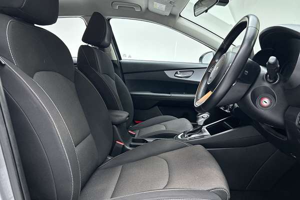 2022 Kia Cerato S BD thumb-11
