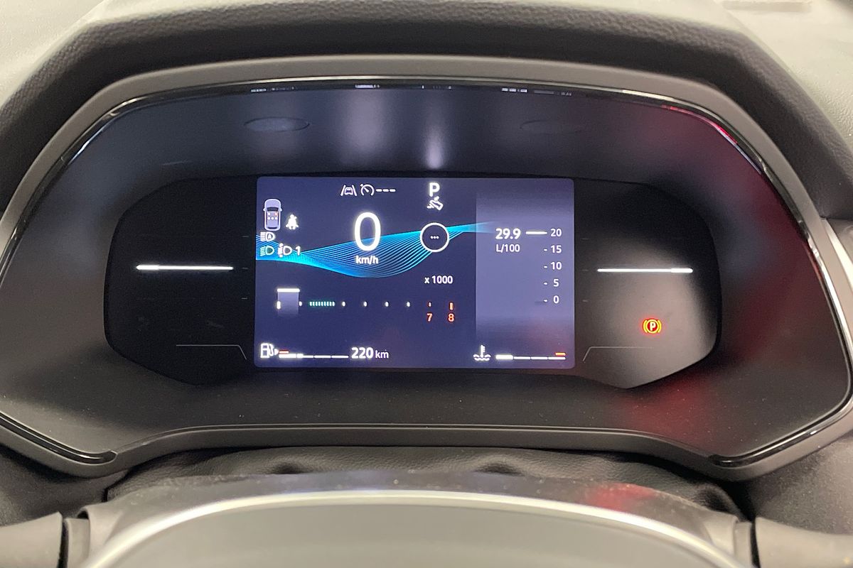 2025 Mitsubishi XE