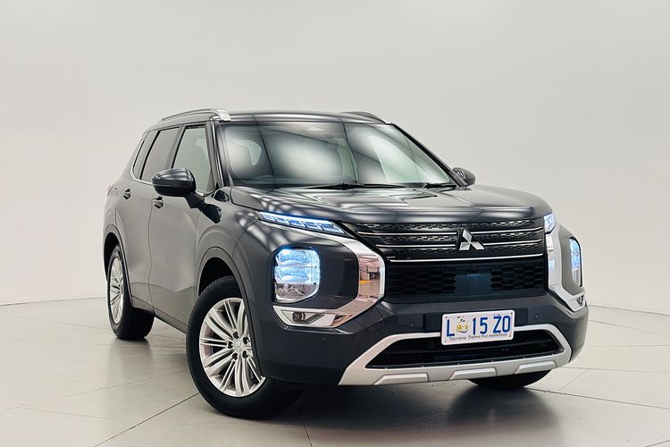 2024 Mitsubishi Outlander LS ZM
