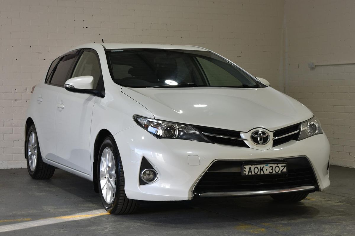 2015 Toyota Corolla Ascent Sport ZRE182R