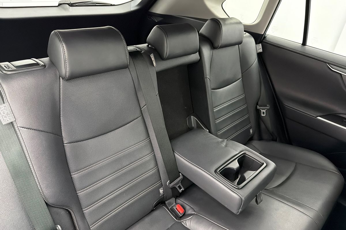 2022 Toyota RAV4 Cruiser AXAH52R