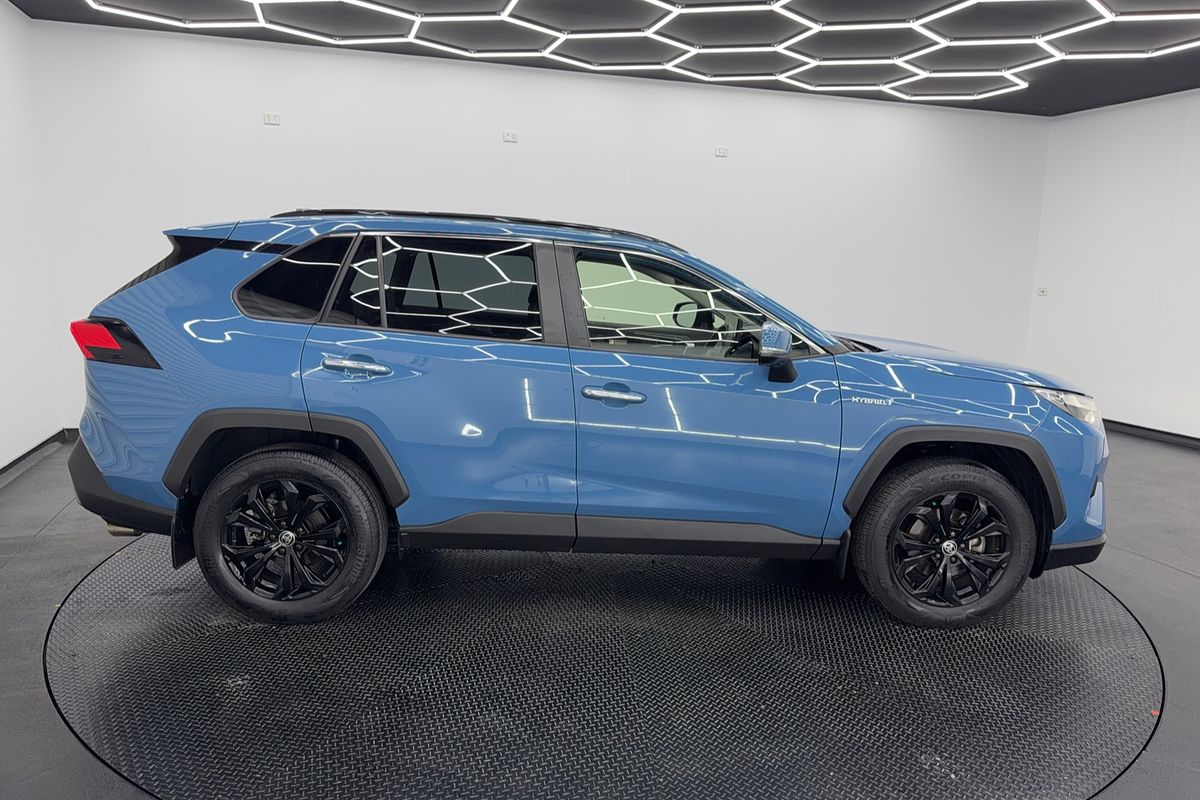 2022 Toyota RAV4 Cruiser AXAH52R