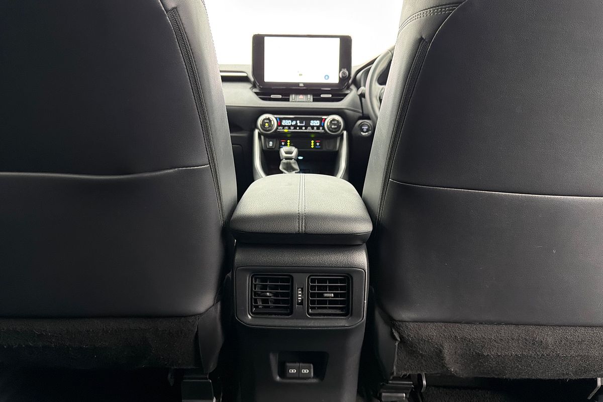 2022 Toyota RAV4 Cruiser AXAH52R