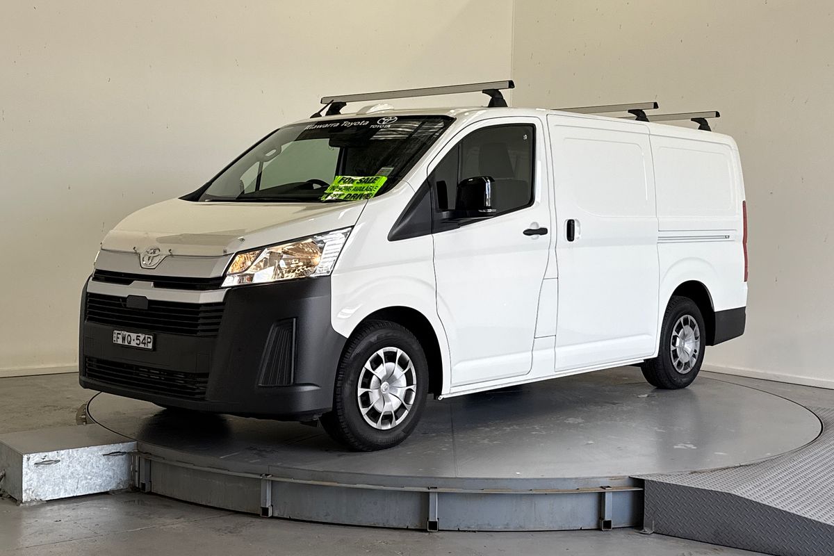 2025 Toyota Hiace GDH300R LWB