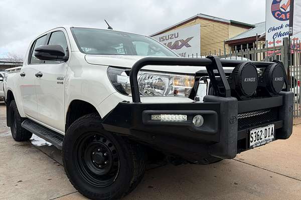 2020 Toyota Hilux SR GUN126R 4X4