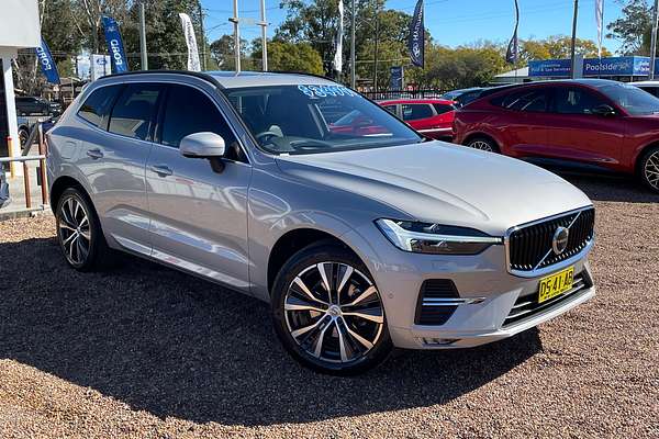 2021 Volvo XC60 B5 Momentum