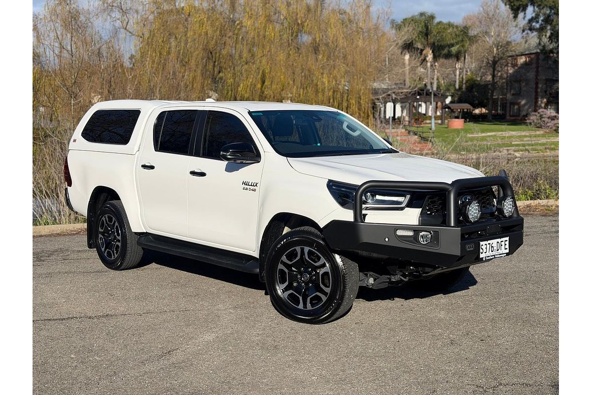 2025 Toyota Hilux SR5 48V GUN126R 4X4