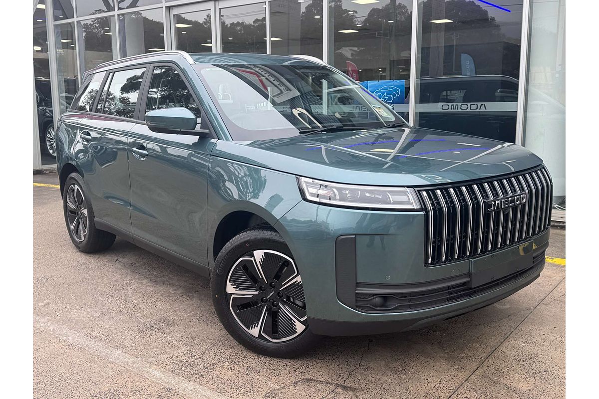 2026 OMODA JAECOO J5 Hybrid Summit