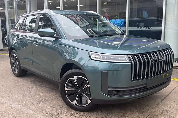 2026 OMODA JAECOO J5 Hybrid Summit