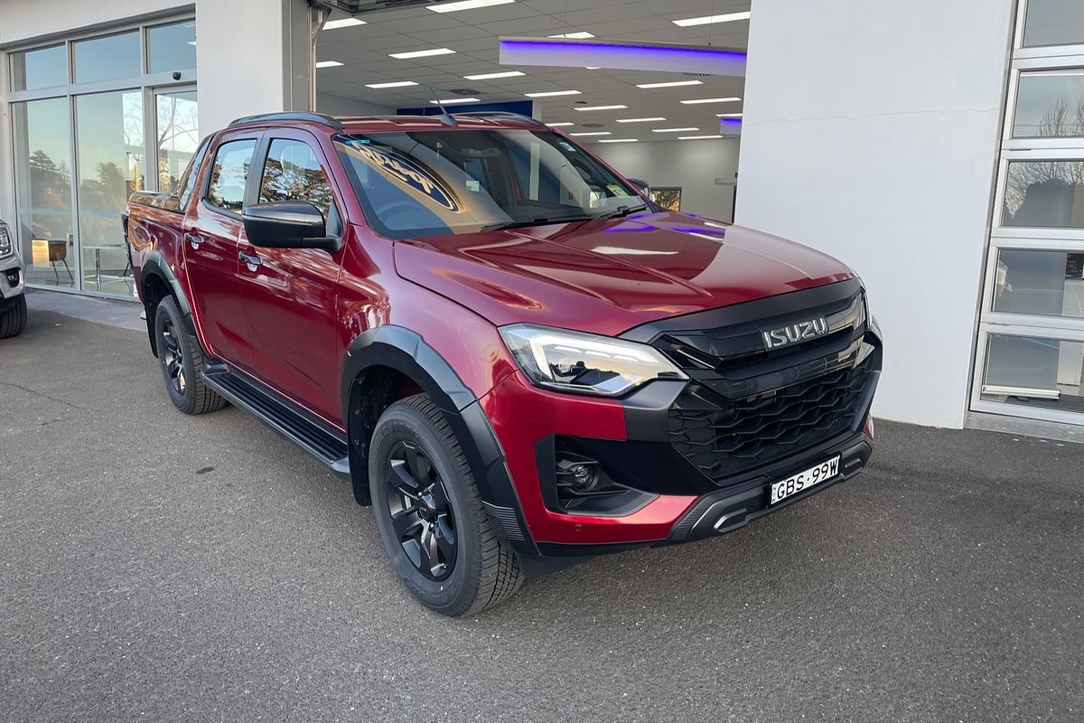 2025 Isuzu D-MAX X-TERRAIN 4X4