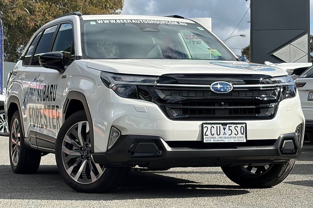 2025 Subaru Forester Hybrid Touring S6