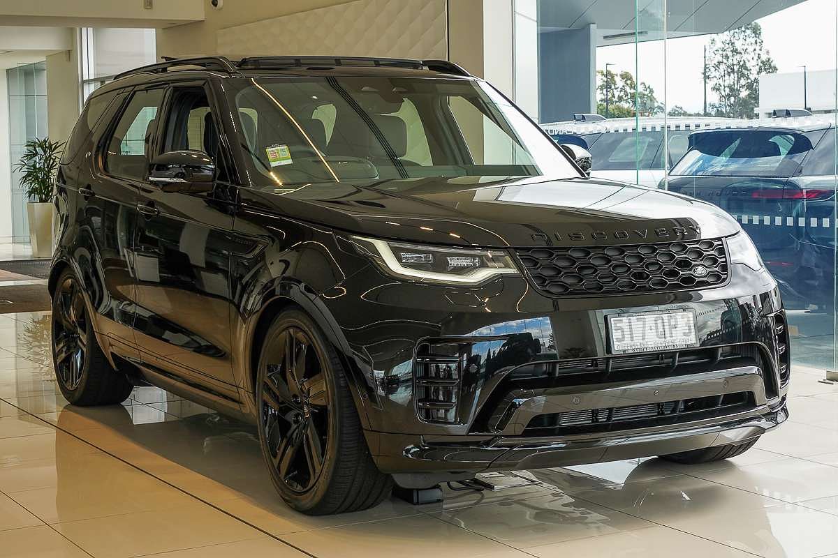 2025 Land Rover Discovery D350 Dynamic SE Series 5